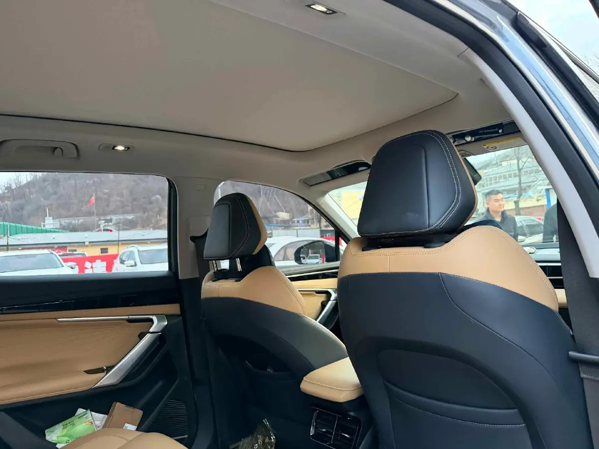 2023 Geely StarRay 1.5T 181HP L4 7DCT,autocango,china used car exporter,china ev exporter,chinese used car exporter,chinese used ev exporter