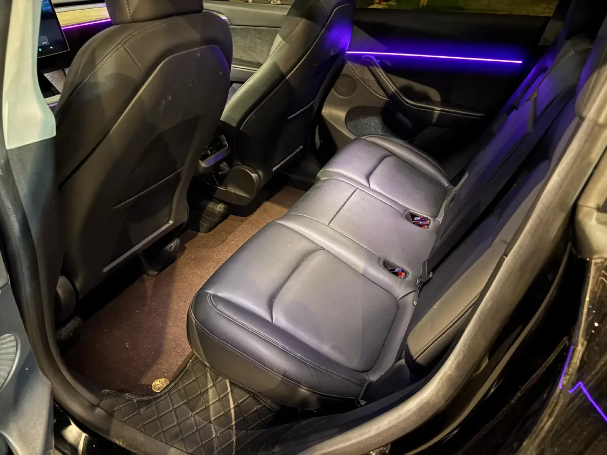 2022 Tesla Model Y BEV 60KWH,autocango,china used car exporter,china ev exporter,chinese used car exporter,chinese used ev exporter