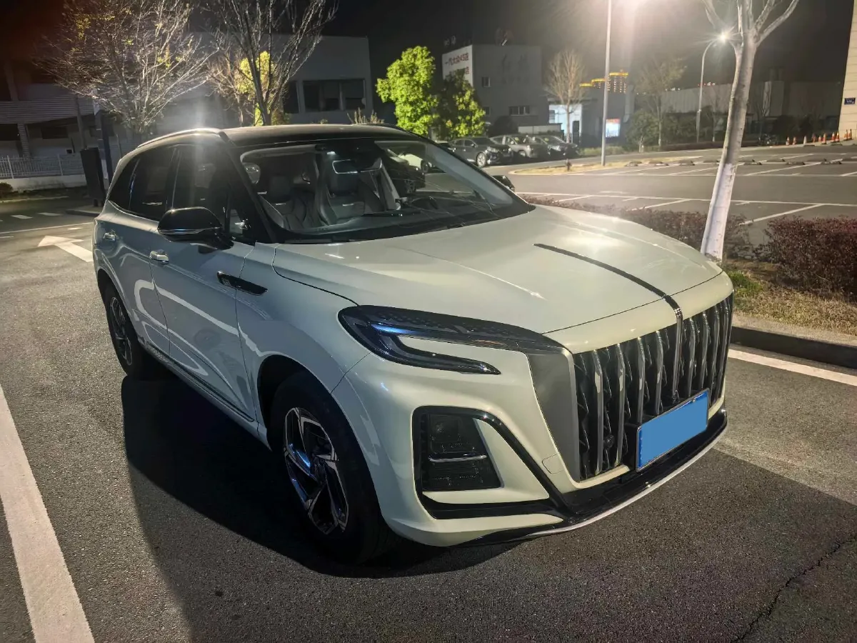 2023 HongQi HS3 1.5T 169HP L4 7DCT,autocango,china used car exporter,china ev exporter,chinese used car exporter,chinese used ev exporter