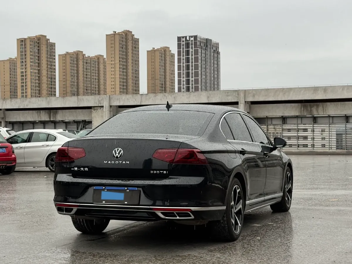 2023 Volkswagen Magotan 2.0T 186HP L4 7DCT,autocango,china used car exporter,china ev exporter,chinese used car exporter,chinese used ev exporter