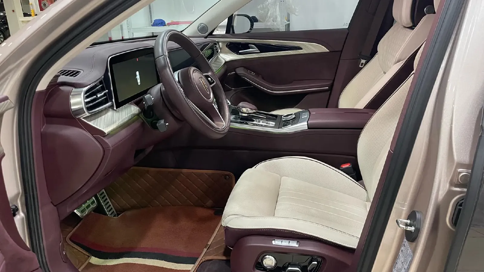 2022 HongQi H9 3.0T 283HP V6 7DCT,autocango,china used car exporter,china ev exporter,chinese used car exporter,chinese used ev exporter