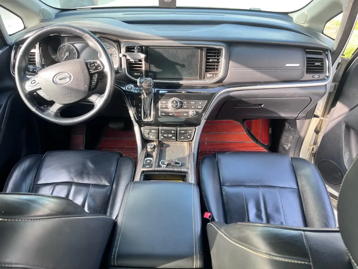 2018 GAC Trumpchi M8 2.0T 201HP L4 6AT,autocango,china used car exporter,china ev exporter,chinese used car exporter,chinese used ev exporter