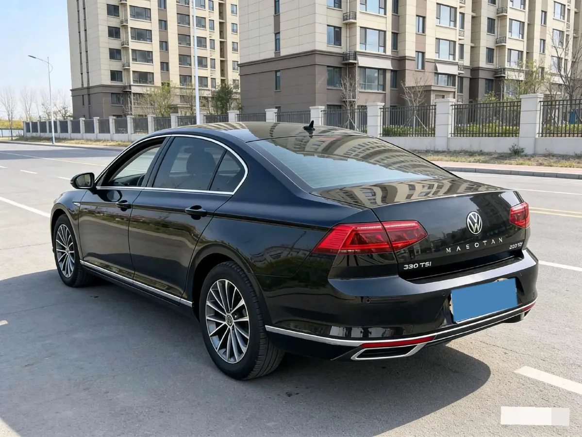 2025 Volkswagen Magotan 1.4T 150HP L4 7DCT,autocango,china used car exporter,china ev exporter,chinese used car exporter,chinese used ev exporter
