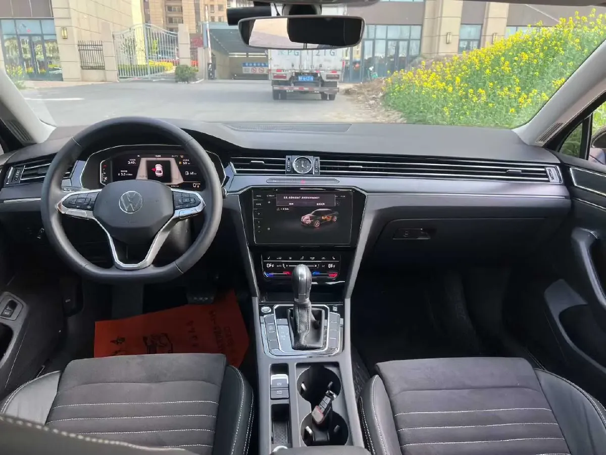 2025 Volkswagen Magotan 1.4T 150HP L4 7DCT,autocango,china used car exporter,china ev exporter,chinese used car exporter,chinese used ev exporter