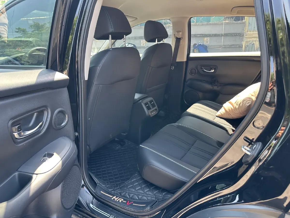 2023 Honda HR-V 1.5T 182HP L4 CVT,autocango,china used car exporter,china ev exporter,chinese used car exporter,chinese used ev exporter