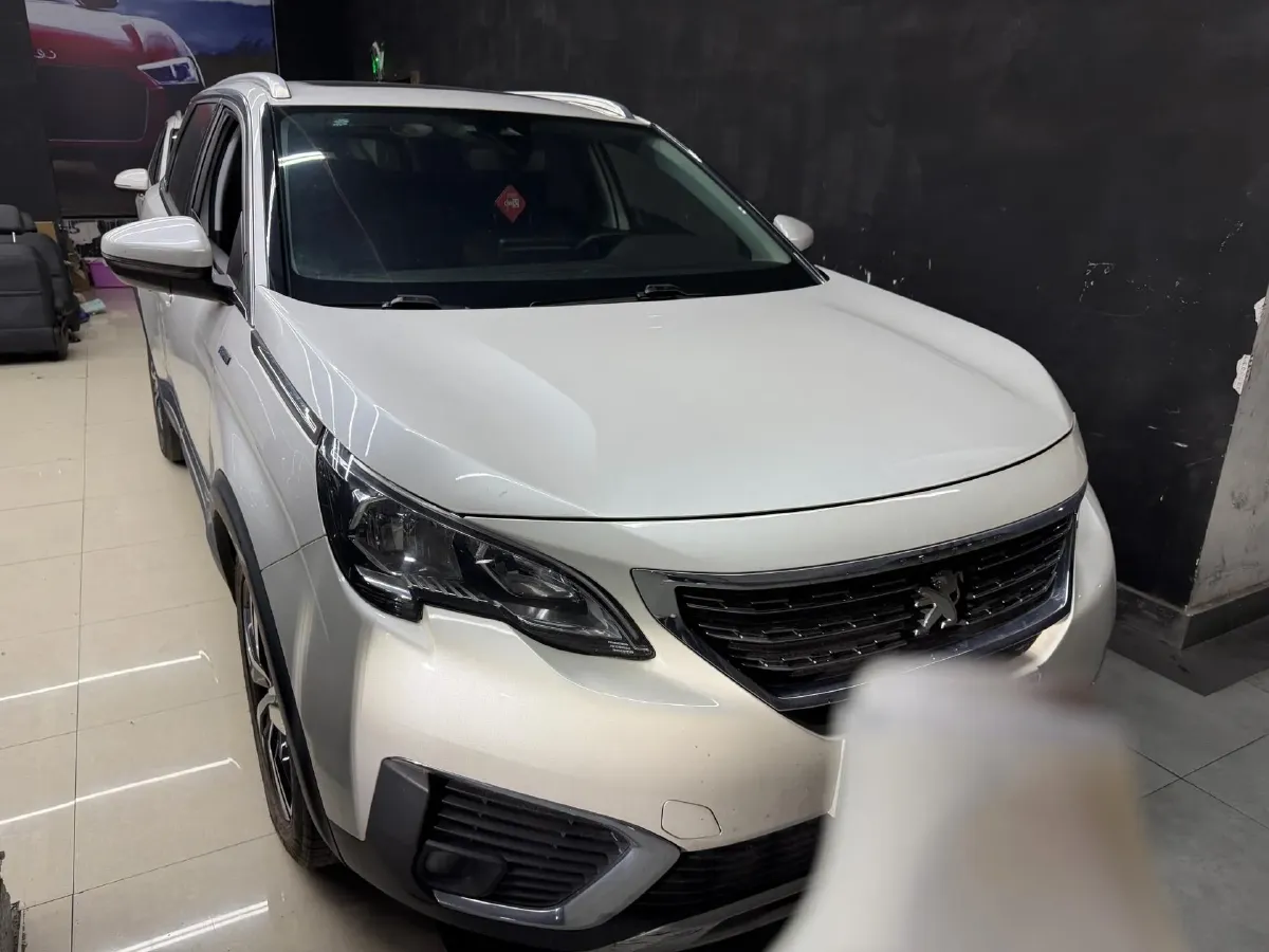 2017 Peugeot 5008 1.6T 167HP L4 6AT,autocango,china used car exporter,china ev exporter,chinese used car exporter,chinese used ev exporter