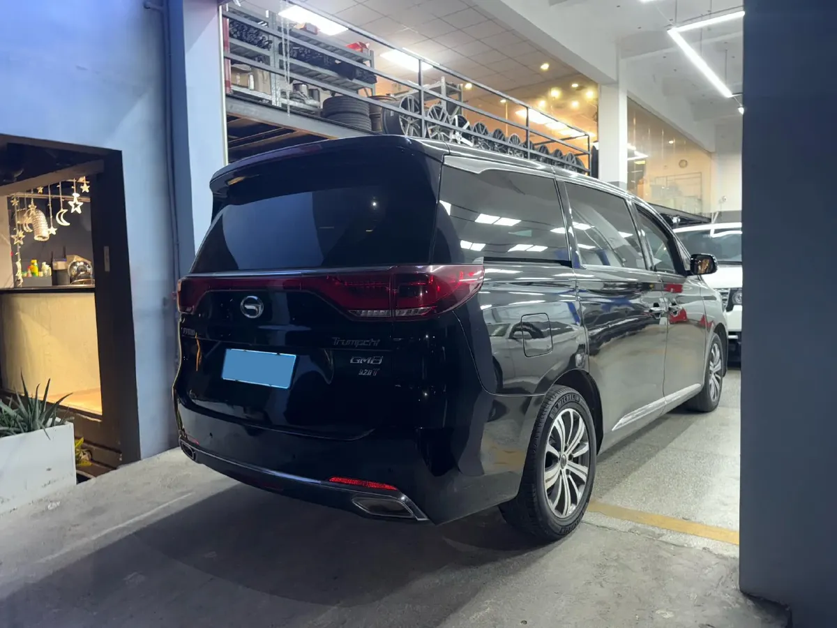 2018 GAC Trumpchi M8 2.0T 201HP L4 6AT,autocango,china used car exporter,china ev exporter,chinese used car exporter,chinese used ev exporter