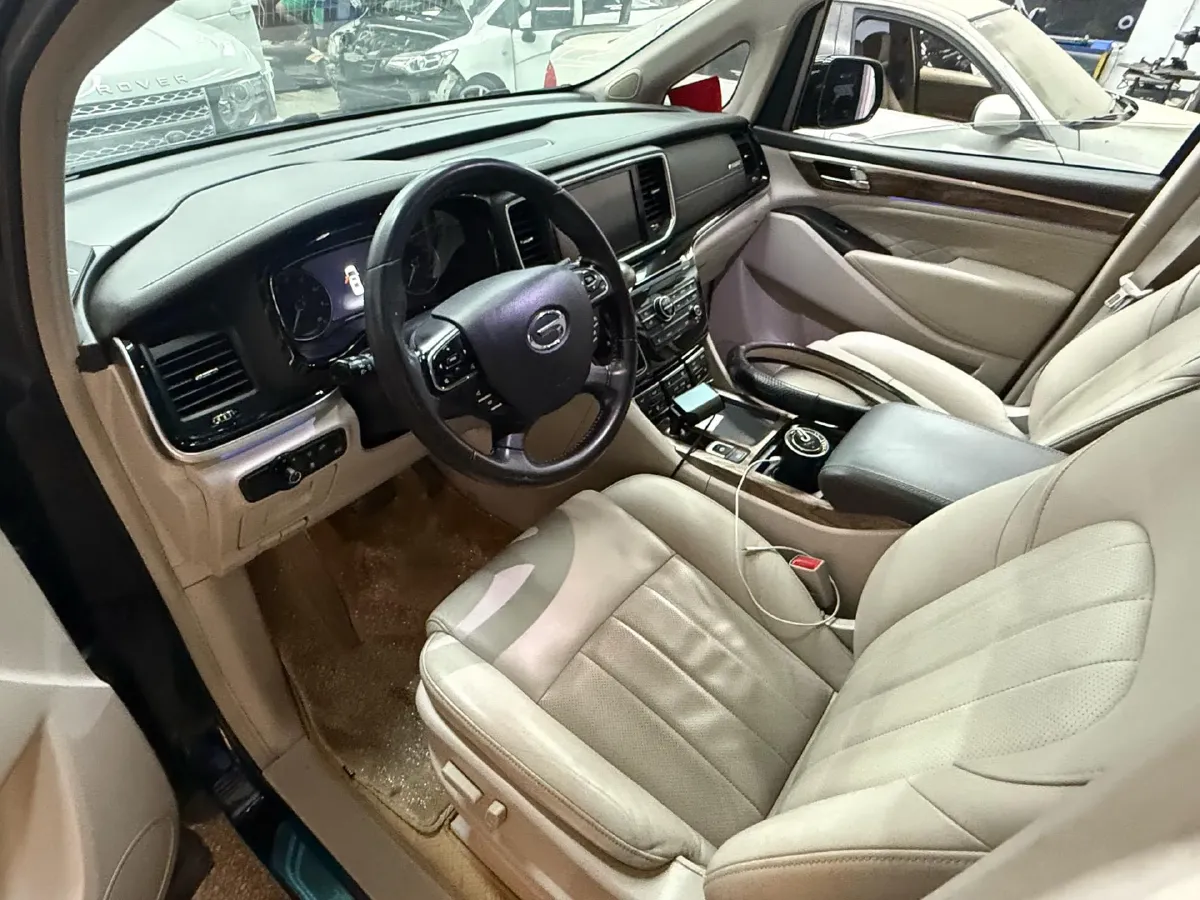 2018 GAC Trumpchi M8 2.0T 201HP L4 6AT,autocango,china used car exporter,china ev exporter,chinese used car exporter,chinese used ev exporter