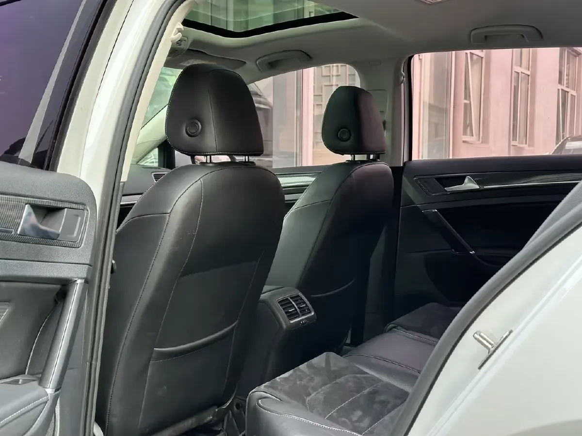 2018 Volkswagen Golf 1.4T 131HP L4 7DCT,autocango,china used car exporter,china ev exporter,chinese used car exporter,chinese used ev exporter