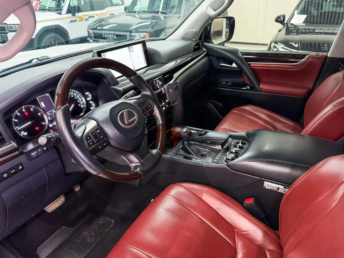 2019 Lexus LX 5.7L 367HP V8 8AT,autocango,china used car exporter,china ev exporter,chinese used car exporter,chinese used ev exporter