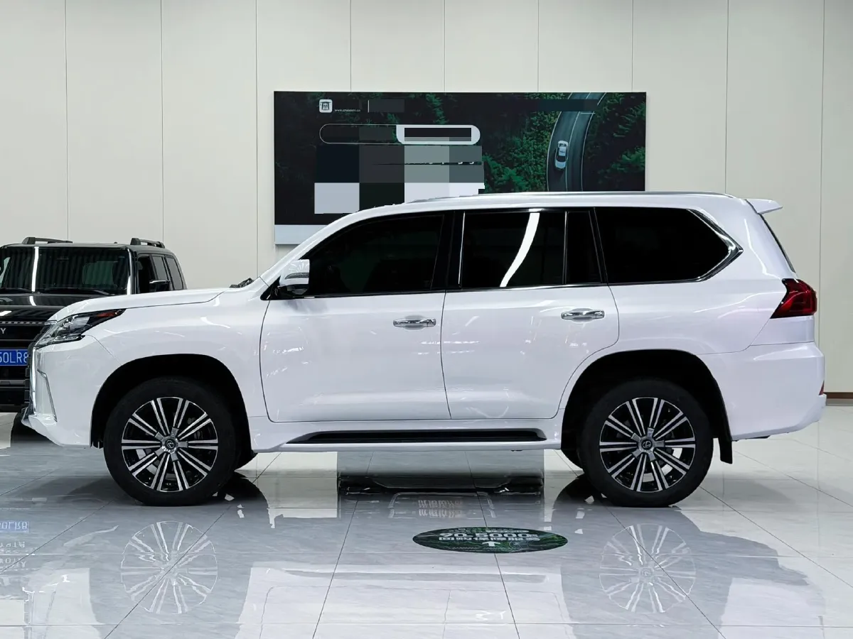 2019 Lexus LX 5.7L 367HP V8 8AT,autocango,china used car exporter,china ev exporter,chinese used car exporter,chinese used ev exporter