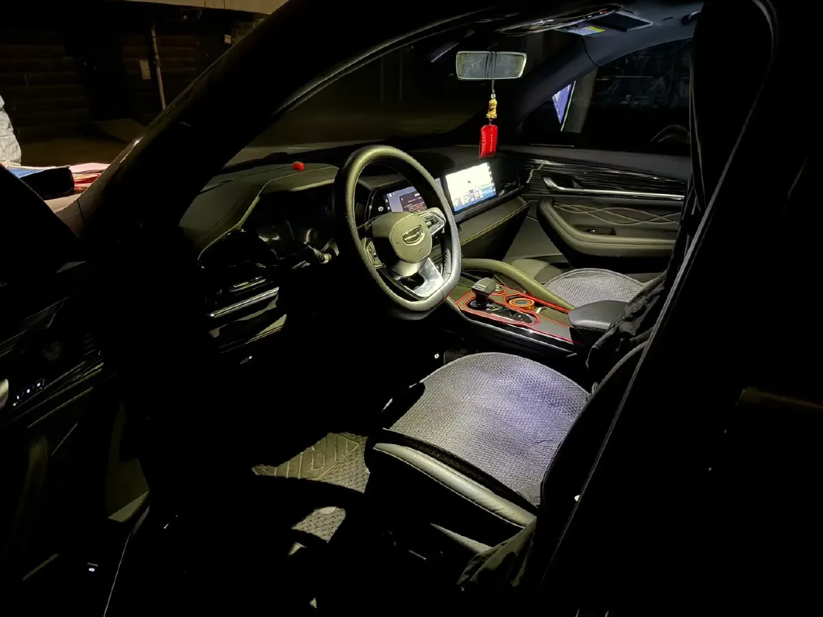 2024 Geely Monjaro 2.0T 218HP L4 7DCT,autocango,china used car exporter,china ev exporter,chinese used car exporter,chinese used ev exporter