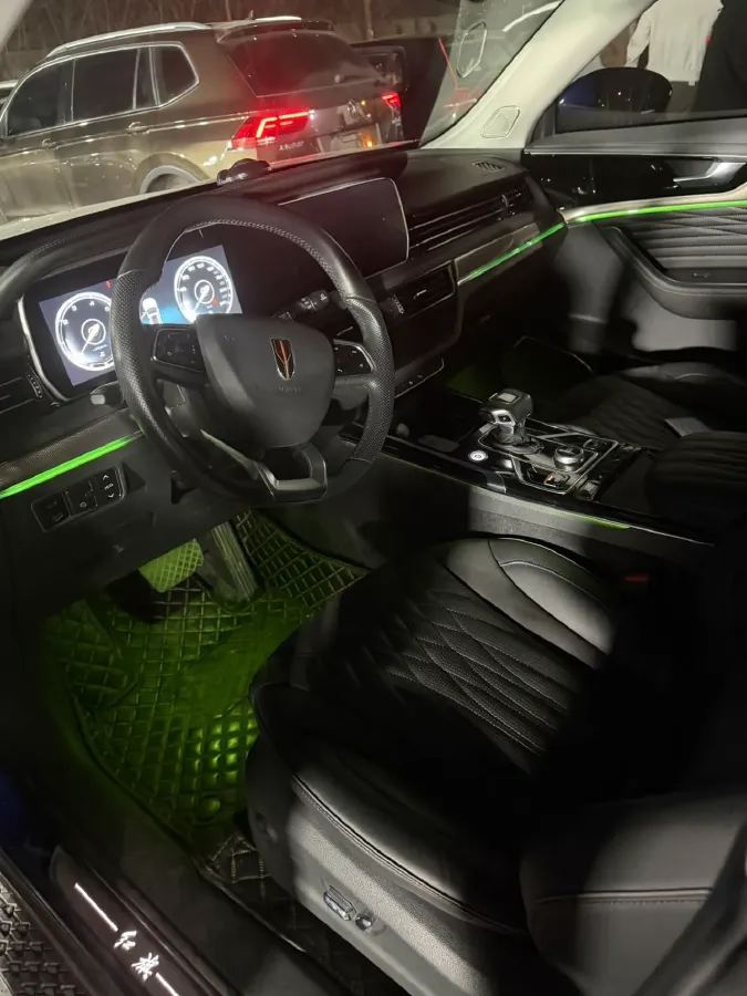 2023 HongQi HS5 2.0T 252HP L4 8AT,autocango,china used car exporter,china ev exporter,chinese used car exporter,chinese used ev exporter