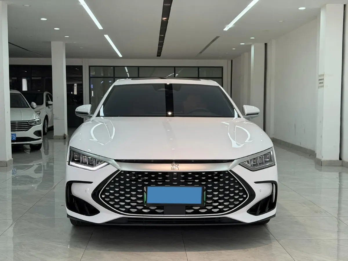 2022 Volkswagen Tiguan L 2.0T 186HP L4 7DCT,autocango,china used car exporter,china ev exporter,chinese used car exporter,chinese used ev exporter