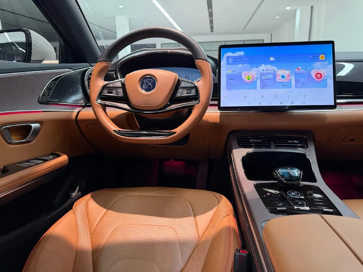 2022 Volkswagen Tiguan L 2.0T 186HP L4 7DCT,autocango,china used car exporter,china ev exporter,chinese used car exporter,chinese used ev exporter