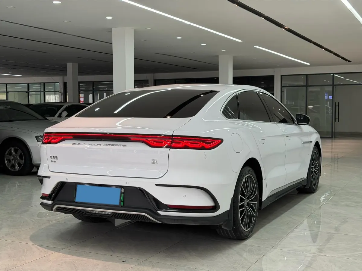 2022 Volkswagen Tiguan L 2.0T 186HP L4 7DCT,autocango,china used car exporter,china ev exporter,chinese used car exporter,chinese used ev exporter