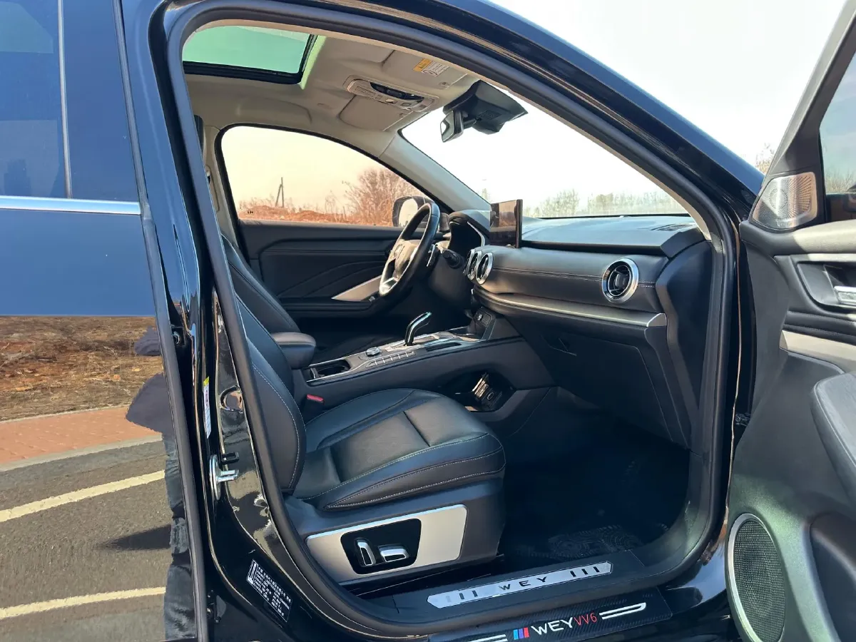 2021 WEY VV6 2.0T 227HP L4 7DCT,autocango,china used car exporter,china ev exporter,chinese used car exporter,chinese used ev exporter