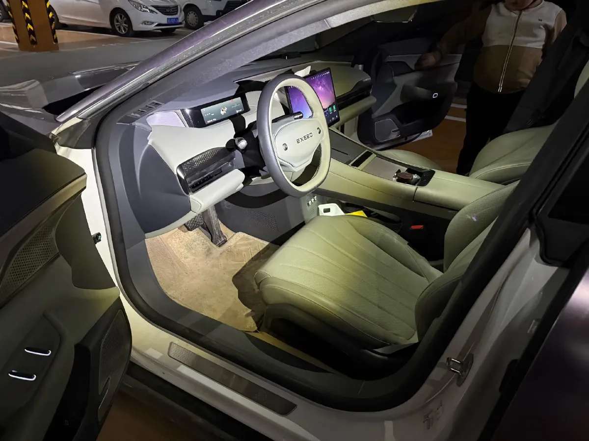 2024 Exceed Sterra ES BEV 66.4KWH,autocango,china used car exporter,china ev exporter,chinese used car exporter,chinese used ev exporter