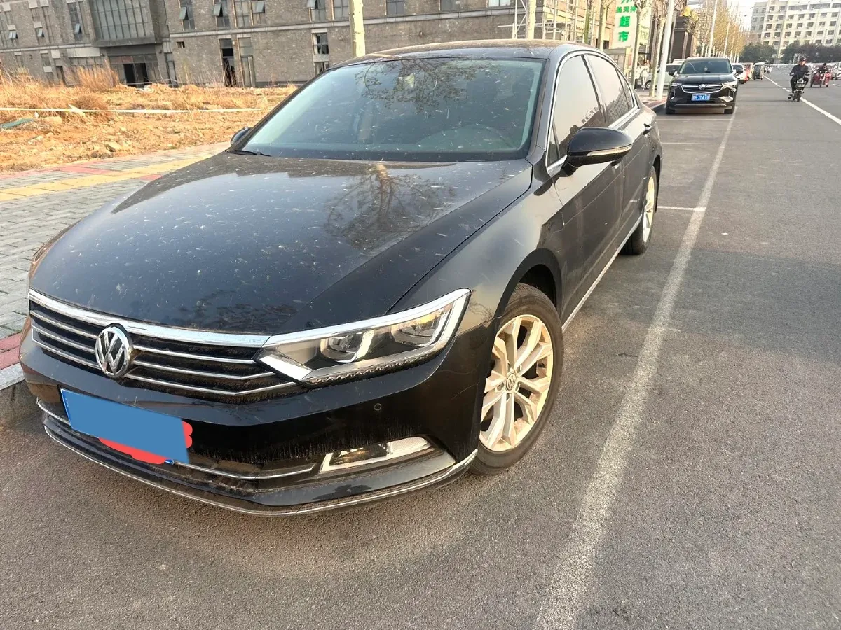 2019 Volkswagen Magotan 2.0T 186HP L4 7DCT,autocango,china used car exporter,china ev exporter,chinese used car exporter,chinese used ev exporter
