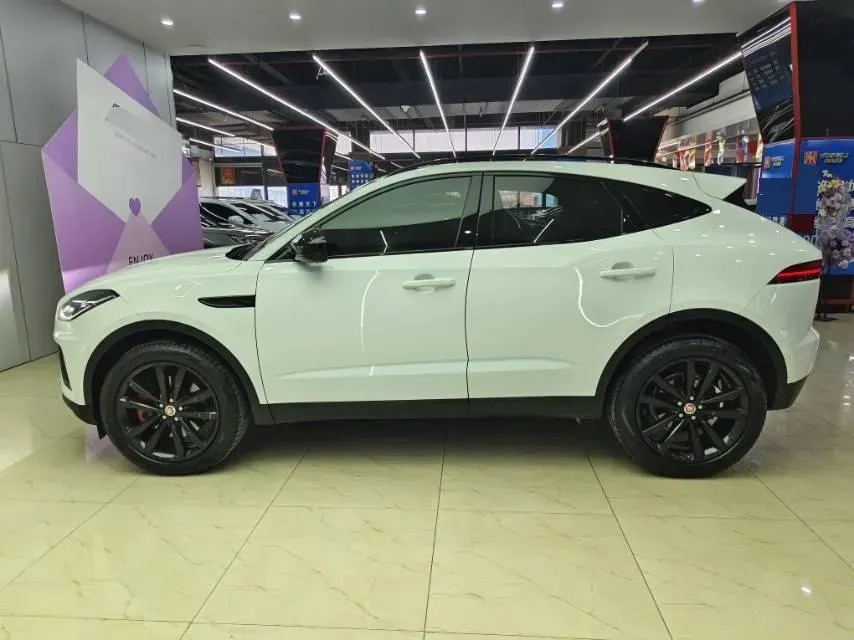 2024 Jaguar E-PACE 2.0T 249HP L4 9AT,autocango,china used car exporter,china ev exporter,chinese used car exporter,chinese used ev exporter
