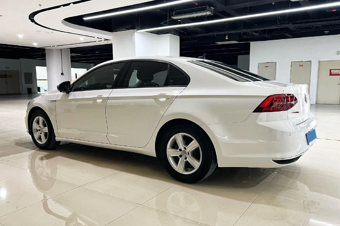 2019 Volkswagen T-Cross 1.4T 150HP L4 7DCT,autocango,china used car exporter,china ev exporter,chinese used car exporter,chinese used ev exporter