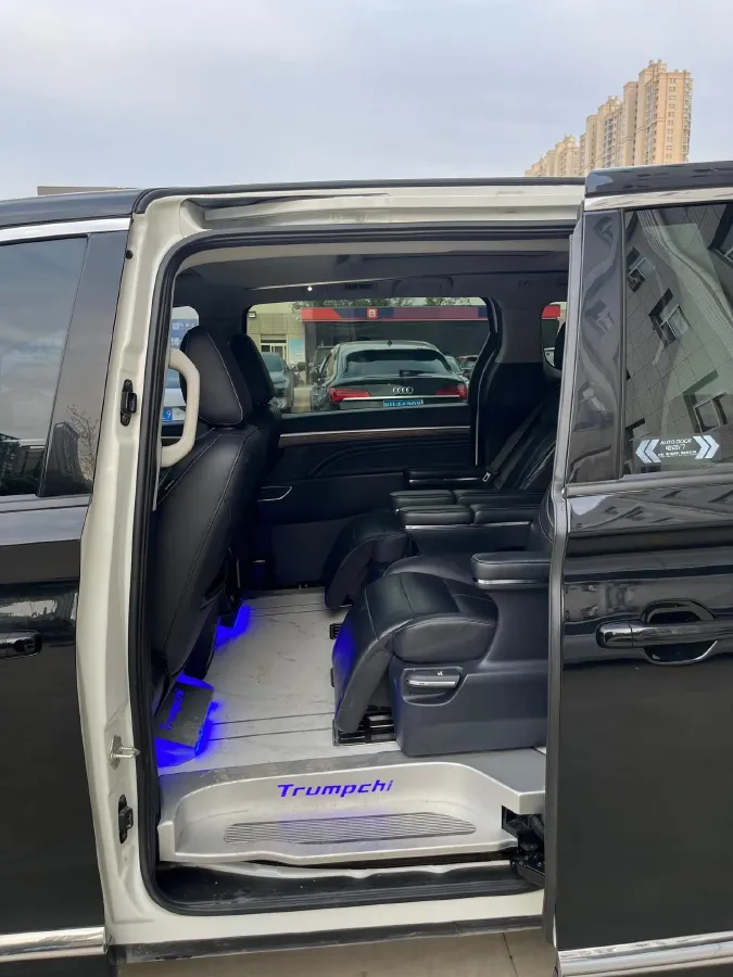 2021 GAC Trumpchi M8 2.0T 252HP L4 8AT,autocango,china used car exporter,china ev exporter,chinese used car exporter,chinese used ev exporter