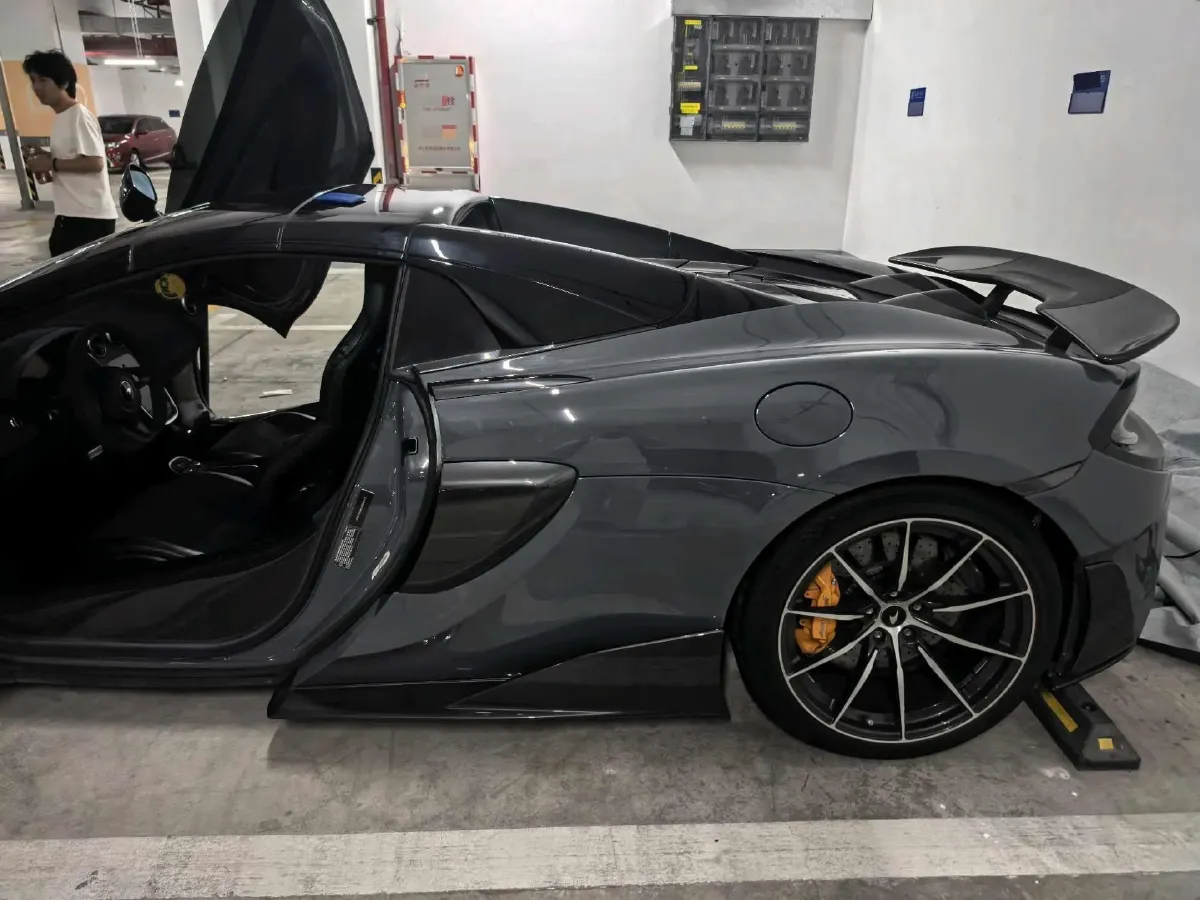 2019 McLaren 600LT 3.8T 600HP V8 7DCT,autocango,china used car exporter,china ev exporter,chinese used car exporter,chinese used ev exporter