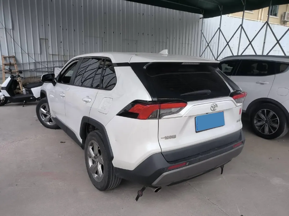 2020 Toyota RAV4 2.0L 171HP L4 CVT,autocango,china used car exporter,china ev exporter,chinese used car exporter,chinese used ev exporter