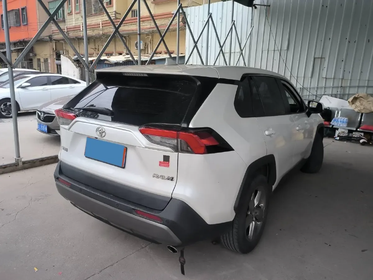 2020 Toyota RAV4 2.0L 171HP L4 CVT,autocango,china used car exporter,china ev exporter,chinese used car exporter,chinese used ev exporter