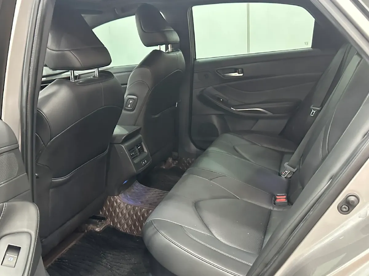 2019 Toyota Avalon 2.5L 178HP L4 E-CVT Hybrid,autocango,china used car exporter,china ev exporter,chinese used car exporter,chinese used ev exporter