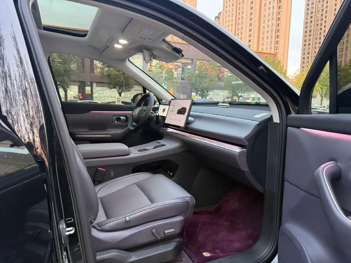 2024 Leapmotor C16 1.5L 95HP L4 REEV 28.4KWH,autocango,china used car exporter,china ev exporter,chinese used car exporter,chinese used ev exporter