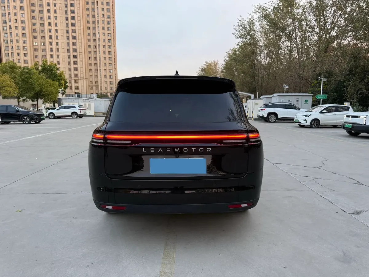 2024 Leapmotor C16 1.5L 95HP L4 REEV 28.4KWH,autocango,china used car exporter,china ev exporter,chinese used car exporter,chinese used ev exporter