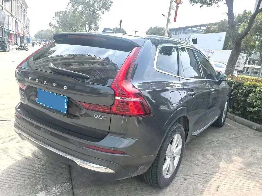 2022 Volvo XC60 2.0T 250HP L4 8AT,autocango,china used car exporter,china ev exporter,chinese used car exporter,chinese used ev exporter