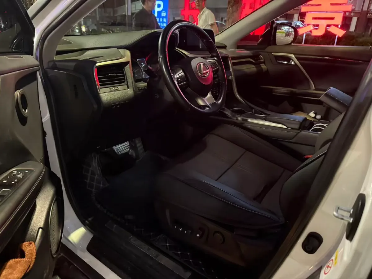 2016 Land Rover Range Rover Evoque 2.0T 241HP L4 9AT,autocango,china used car exporter,china ev exporter,chinese used car exporter,chinese used ev exporter