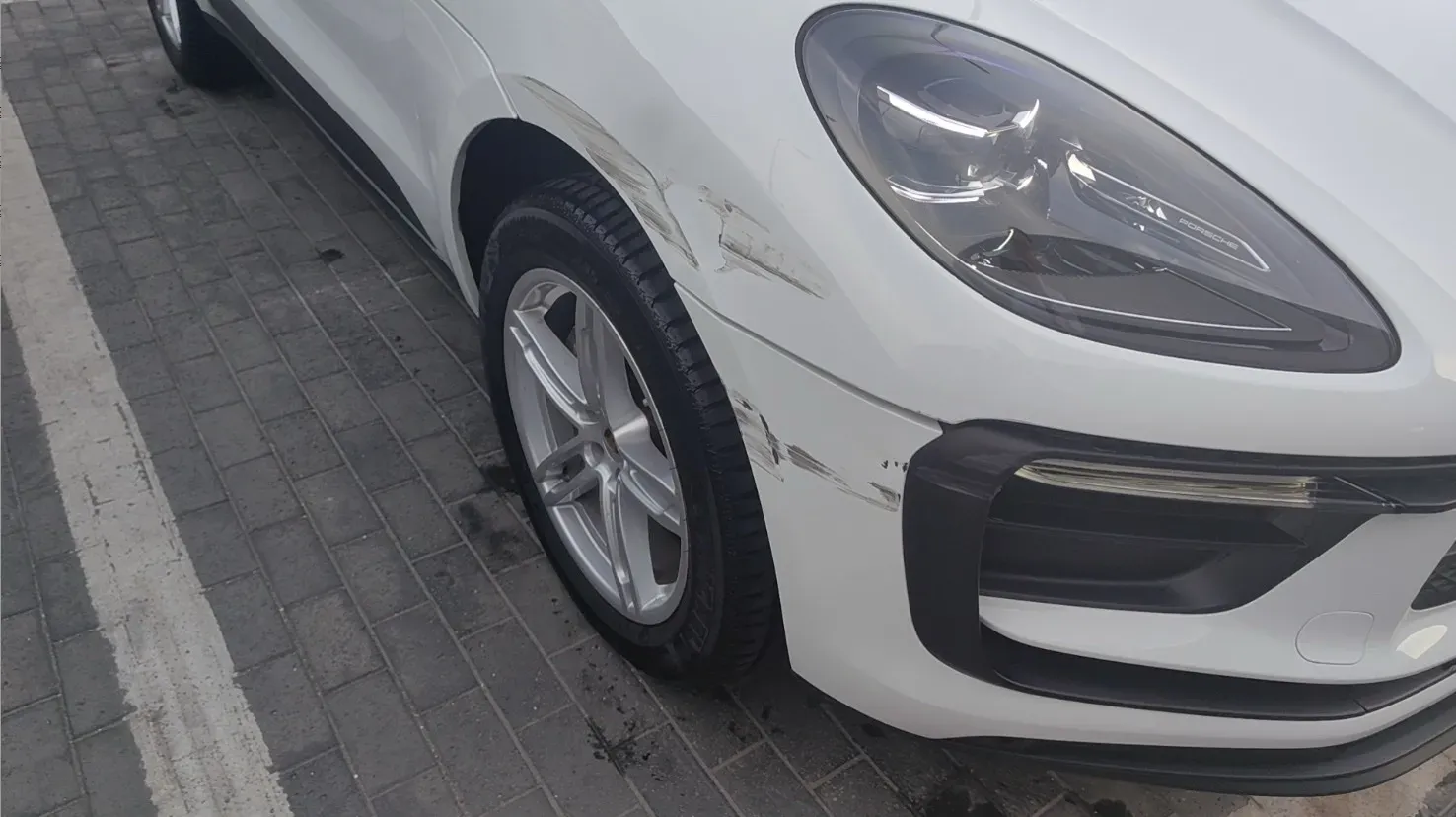 2022 Porsche Macan 2.0T 265HP L4 7DCT,autocango,china used car exporter,china ev exporter,chinese used car exporter,chinese used ev exporter