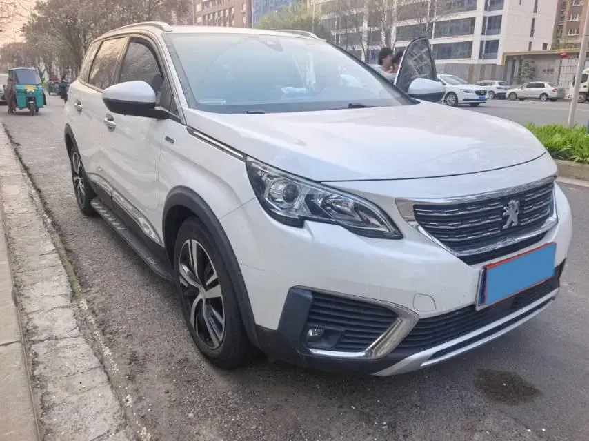 2017 Peugeot 5008 1.8T 204HP L4 6AT,autocango,china used car exporter,china ev exporter,chinese used car exporter,chinese used ev exporter