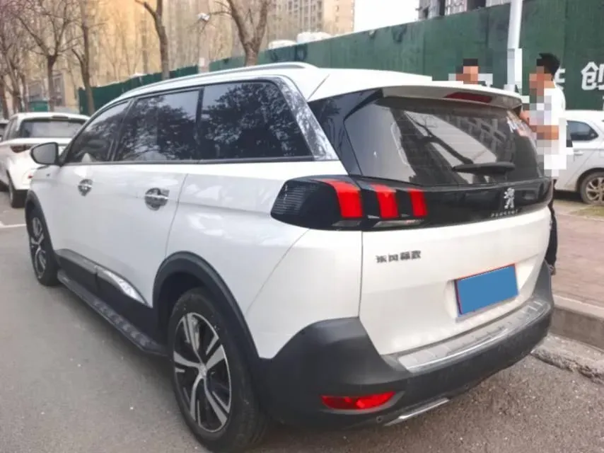 2017 Peugeot 5008 1.8T 204HP L4 6AT,autocango,china used car exporter,china ev exporter,chinese used car exporter,chinese used ev exporter