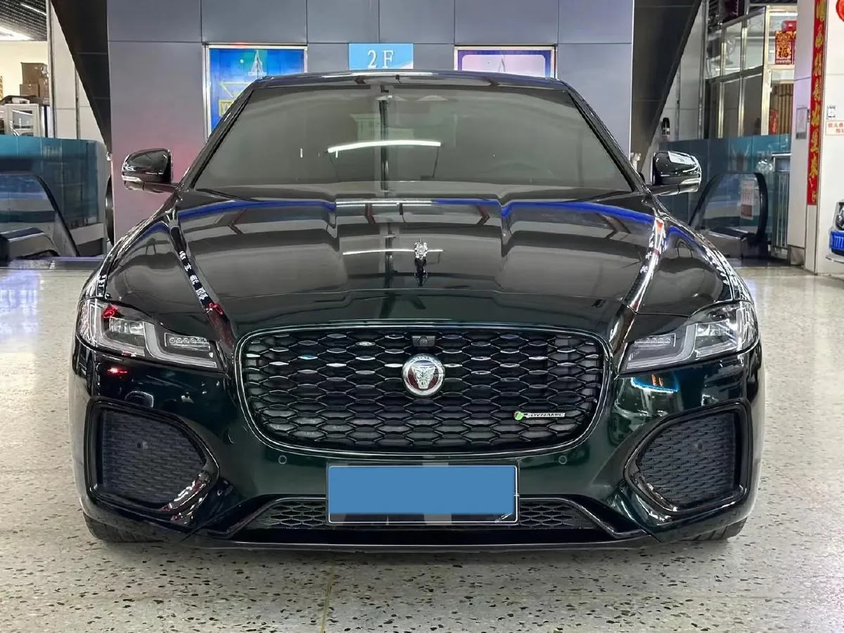 2021 Jaguar XFL 2.0T 250HP L4 8AT,autocango,china used car exporter,china ev exporter,chinese used car exporter,chinese used ev exporter
