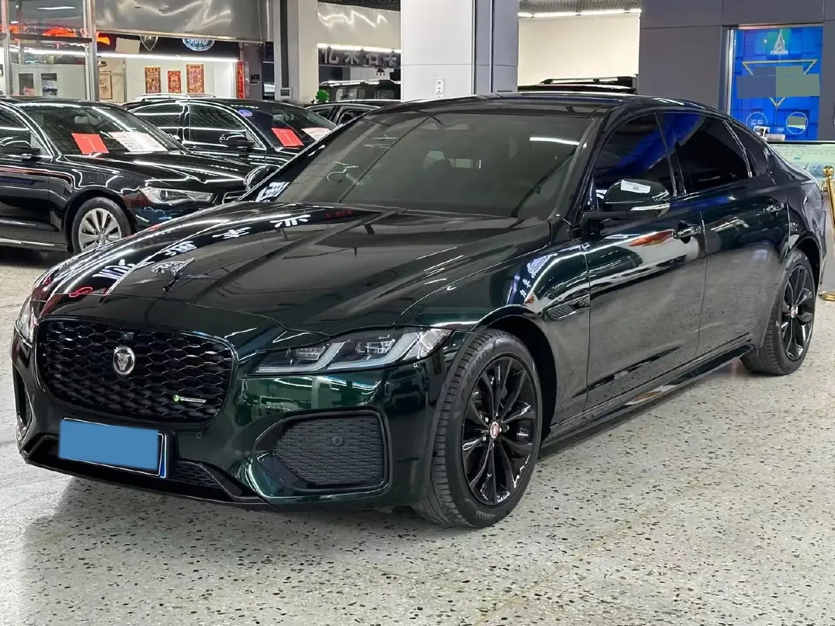 2021 Jaguar XFL 2.0T 250HP L4 8AT,autocango,china used car exporter,china ev exporter,chinese used car exporter,chinese used ev exporter