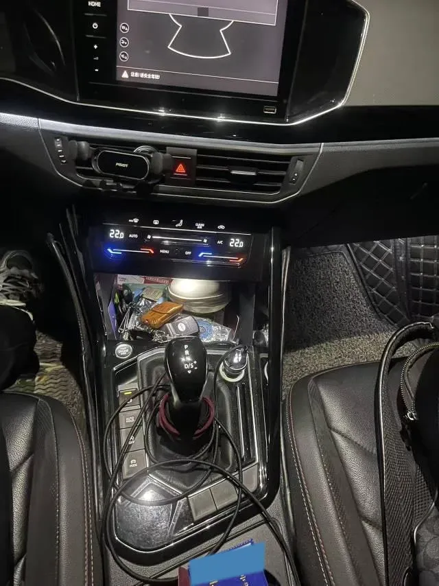 2020 Volkswagen Tayron 2.0T 186HP L4 7DCT,autocango,china used car exporter,china ev exporter,chinese used car exporter,chinese used ev exporter