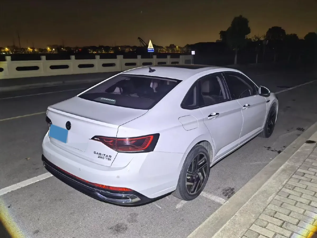 2023 Volkswagen Sagitar 1.4T 150HP L4 7DCT,autocango,china used car exporter,china ev exporter,chinese used car exporter,chinese used ev exporter