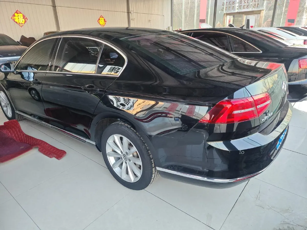 2018 Volkswagen Magotan 1.8T 180HP L4 7DCT,autocango,china used car exporter,china ev exporter,chinese used car exporter,chinese used ev exporter