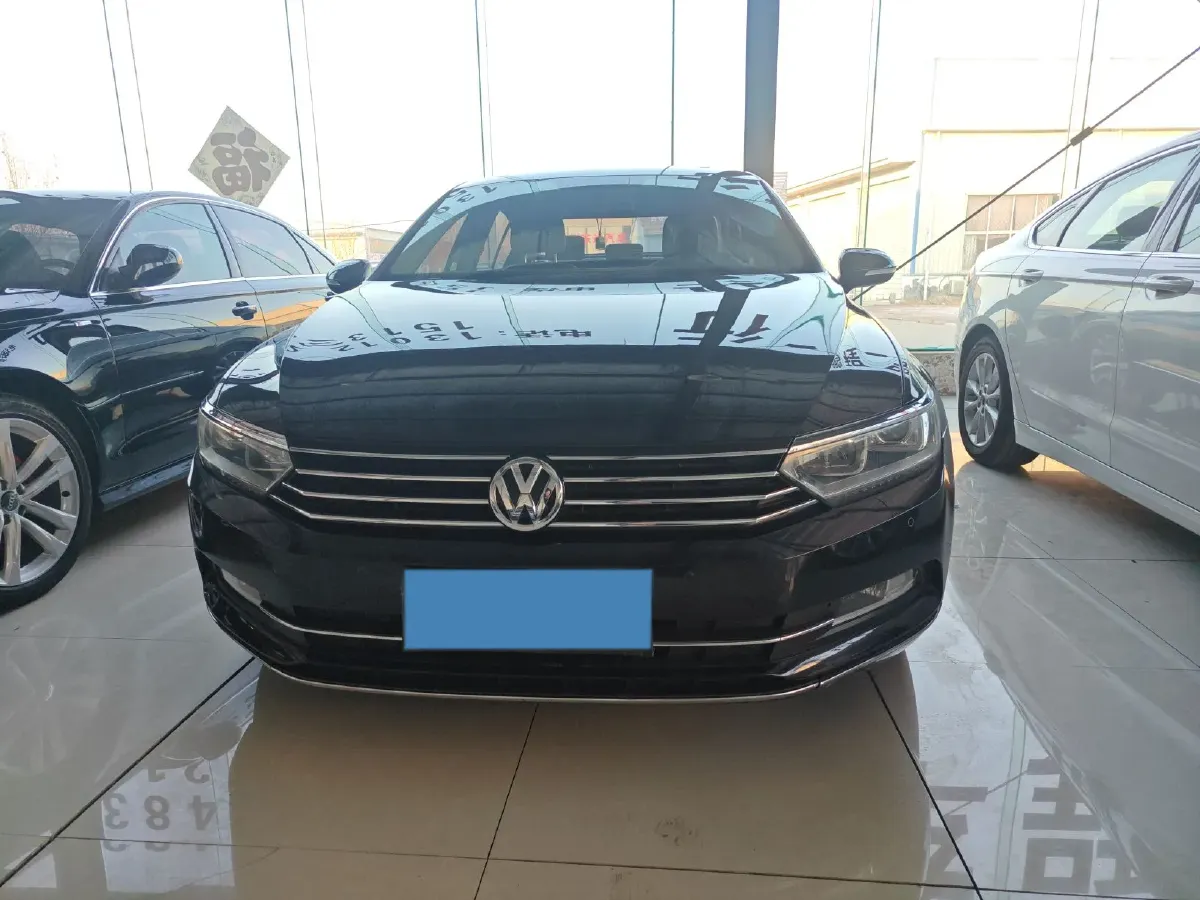 2018 Volkswagen Magotan 1.8T 180HP L4 7DCT,autocango,china used car exporter,china ev exporter,chinese used car exporter,chinese used ev exporter