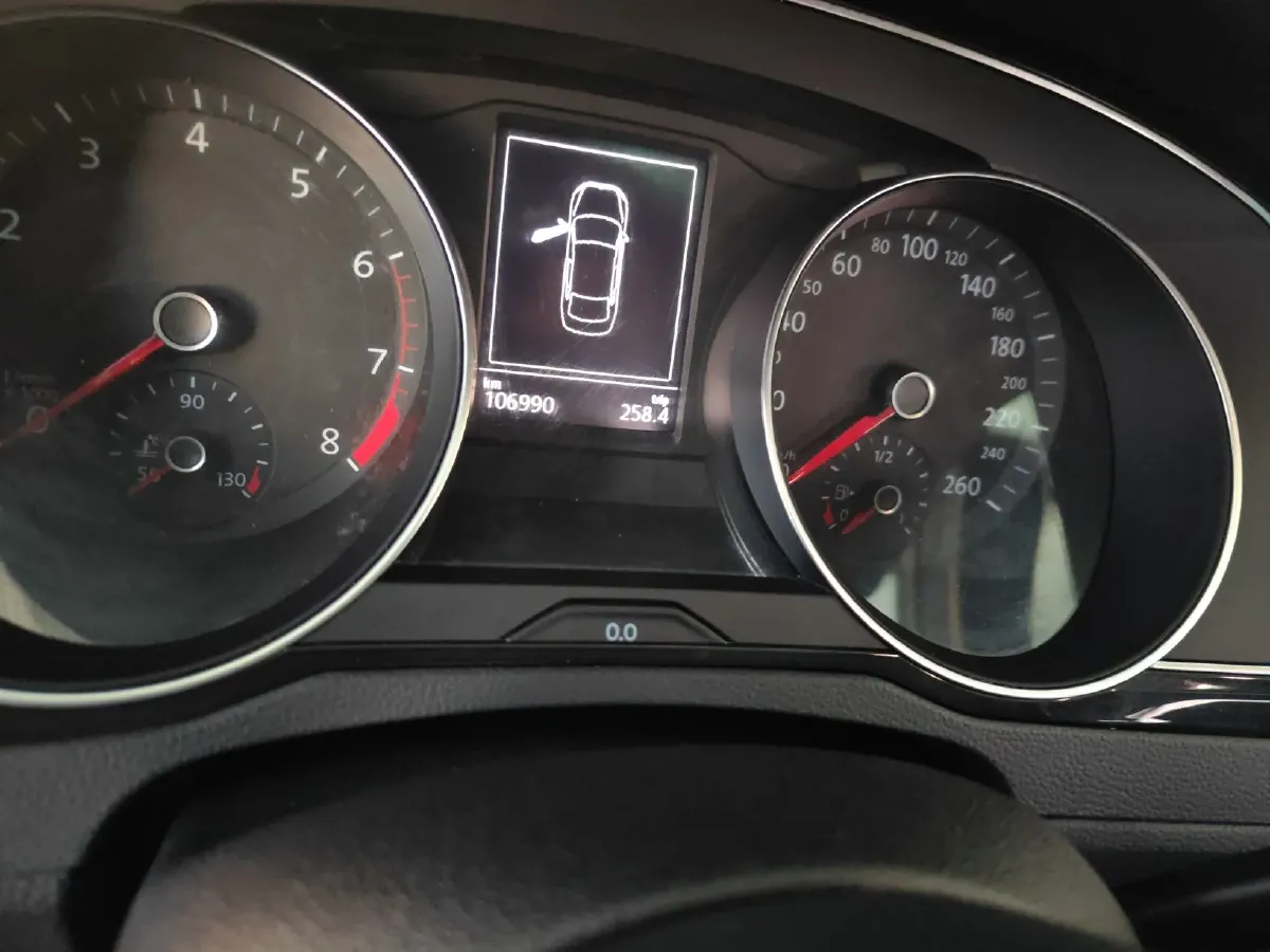 2018 Volkswagen Magotan 1.8T 180HP L4 7DCT,autocango,china used car exporter,china ev exporter,chinese used car exporter,chinese used ev exporter