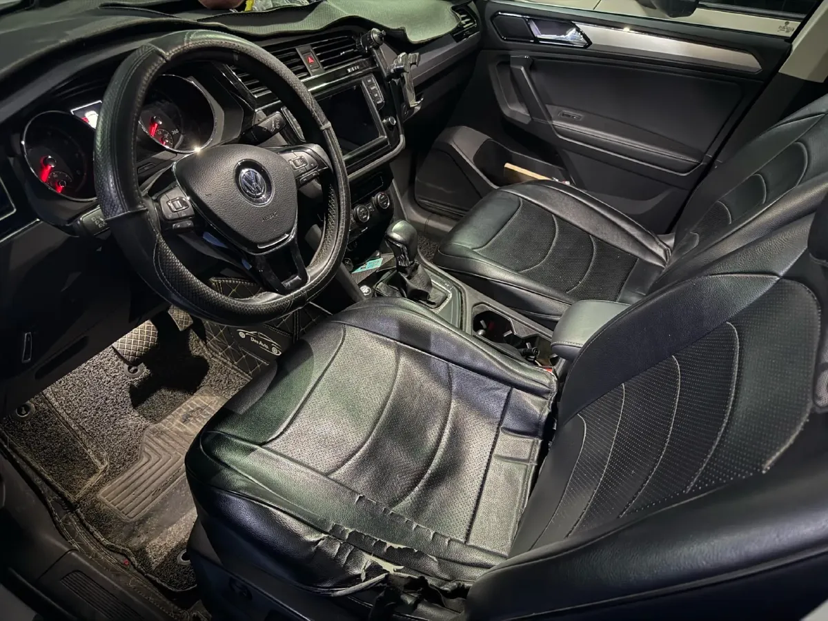 2018 Volkswagen Tiguan L 2.0T 186HP L4 7DCT,autocango,china used car exporter,china ev exporter,chinese used car exporter,chinese used ev exporter