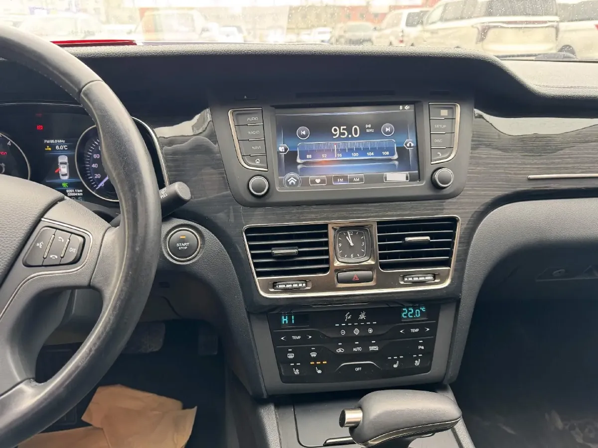 2019 Infiniti Q70 2.0T 211HP L4 7AT,autocango,china used car exporter,china ev exporter,chinese used car exporter,chinese used ev exporter