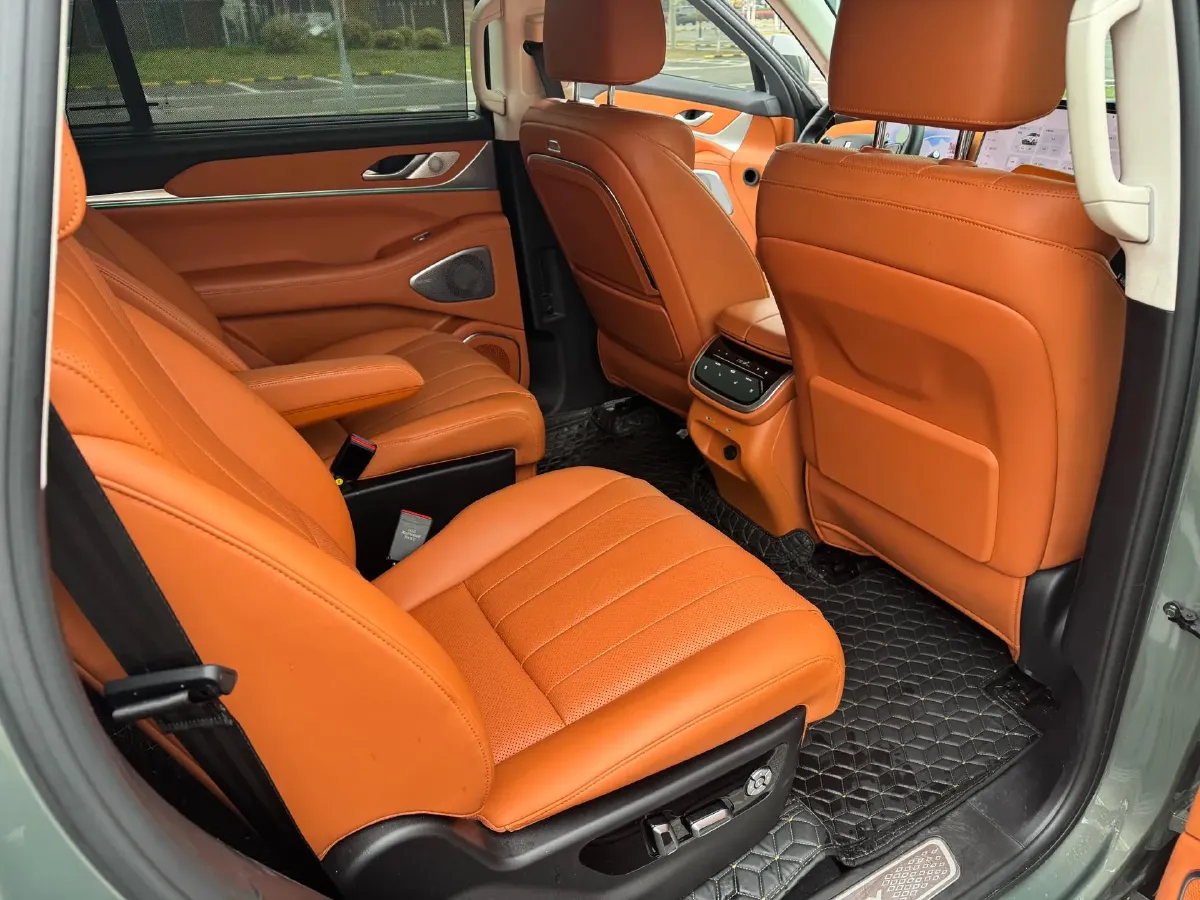 2025 WEY BlueMountain 1.5T 170HP L4 4DHT PHEV 52.3KWH,autocango,china used car exporter,china ev exporter,chinese used car exporter,chinese used ev exporter