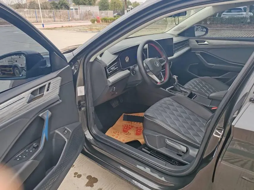 2023 Volkswagen Sagitar 1.4T 150HP L4 7DCT,autocango,china used car exporter,china ev exporter,chinese used car exporter,chinese used ev exporter