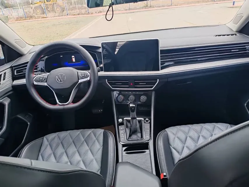 2023 Volkswagen Sagitar 1.4T 150HP L4 7DCT,autocango,china used car exporter,china ev exporter,chinese used car exporter,chinese used ev exporter