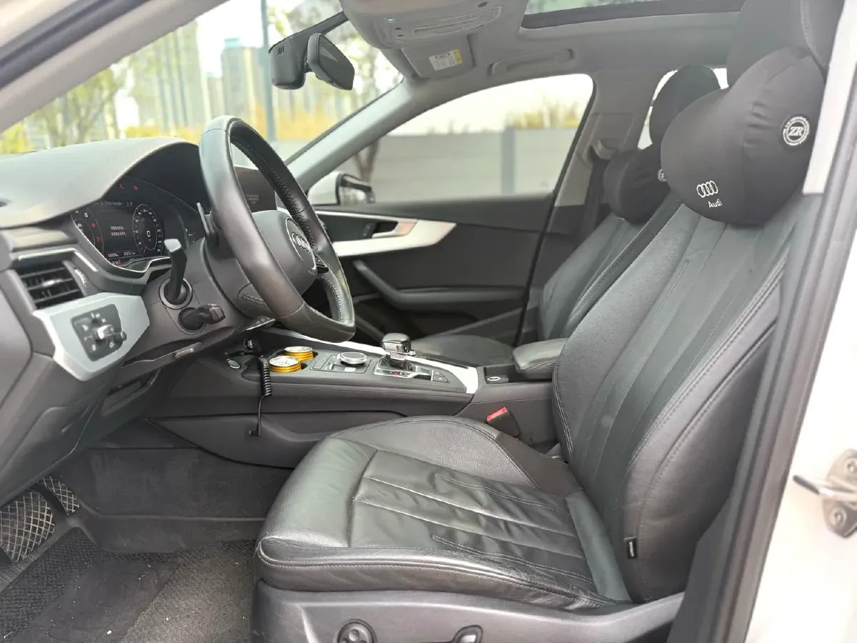 2019 Lexus UX 2.0L 146HP L4 E-CVT Hybrid,autocango,china used car exporter,china ev exporter,chinese used car exporter,chinese used ev exporter